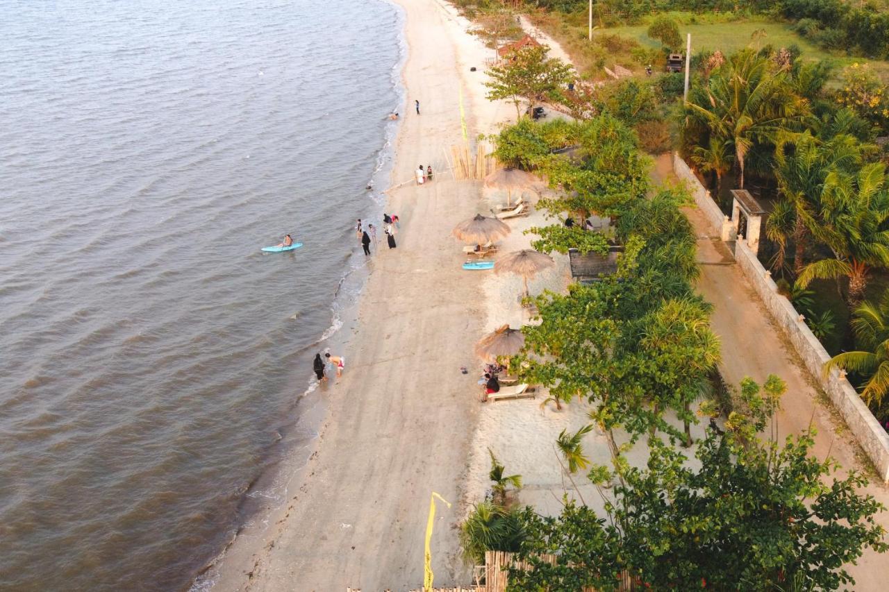 Coconut Lodge Resort Jepara Exterior foto